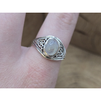 Echt zilveren ring met Maansteen